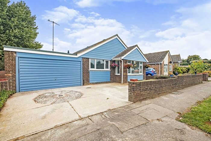 3 Bedroom Bungalow To Rent In Hamble Road, Sompting, Lancing, BN15