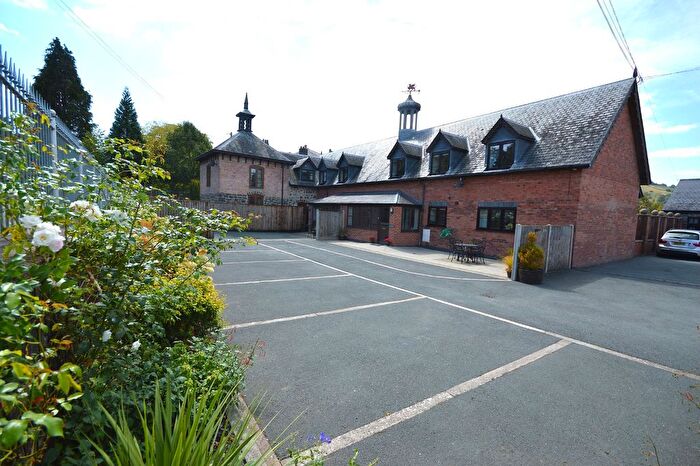 3 Bedroom Semi Detached House For Sale In Henstablau, Llanidloes Road, Newtown, Powys, SY16