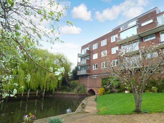 2 Bedroom Apartment To Rent In Lucys Mill, Mill Lane, Stratford-upon-Avon, CV37