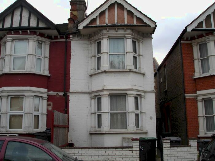 2 Bedroom Semi-Detached House To Rent In Gladesmore Road, London N15