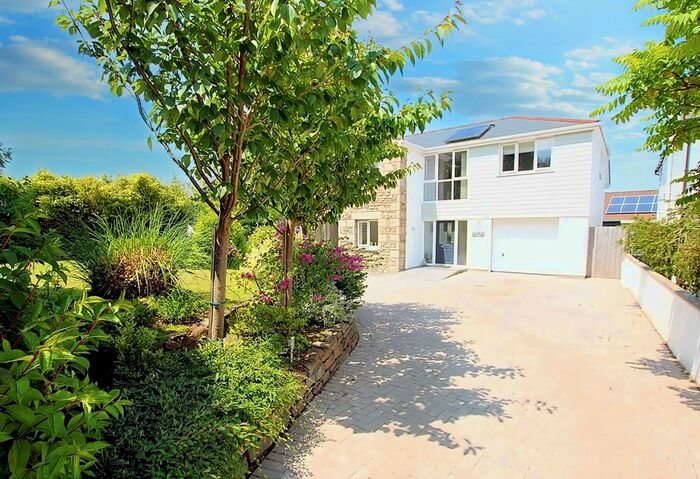 4 Bedroom Detached House For Sale In Frogpool, Truro, TR4