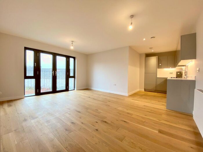 2 Bedroom Apartment To Rent In Wapping Wharf, Abel Yard, BS1