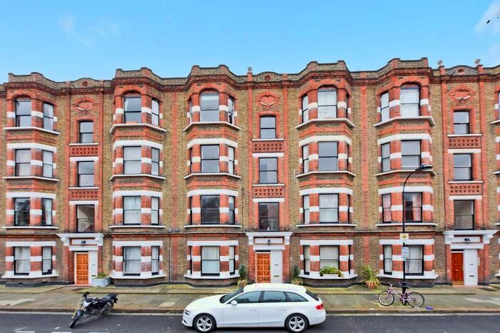 2 Bedroom Flat To Rent In Kingwood Road, London, SW6