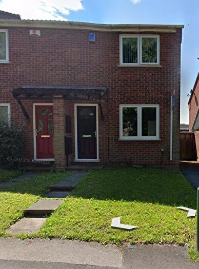 2 Bedroom House To Rent In Southey Street, Nottingham, NG7