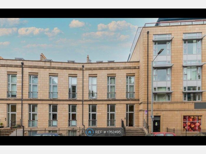 2 Bedroom Flat To Rent In Hopetoun Crescent, Edinburgh, EH7