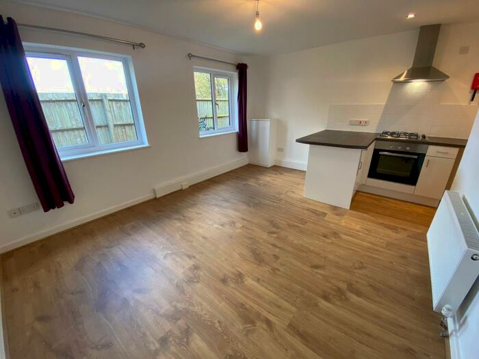 1 Bedroom Apartment To Rent In Burwell Drive, Witney, OX28