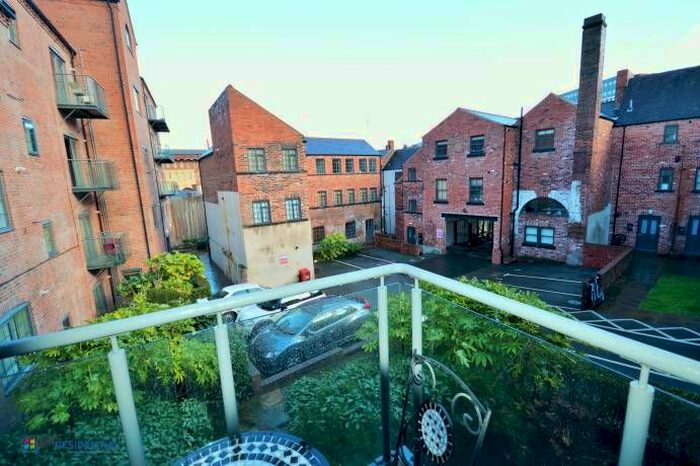 Studio To Rent In Lambert Street, Sheffield, South Yorkshire, Uk, S3