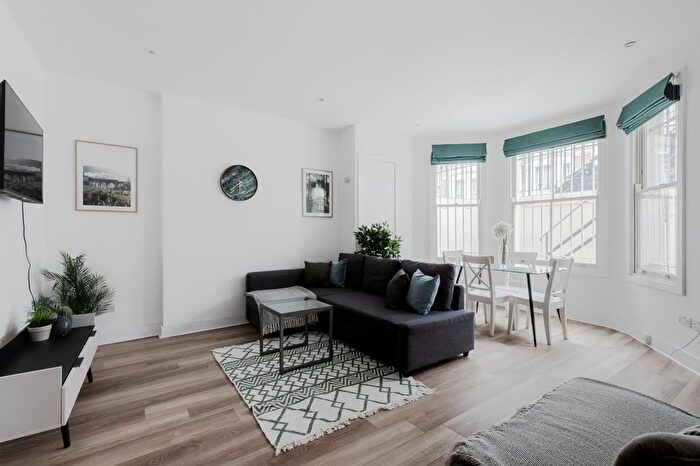 1 Bedroom Flat To Rent In Nevern Place, London, SW5