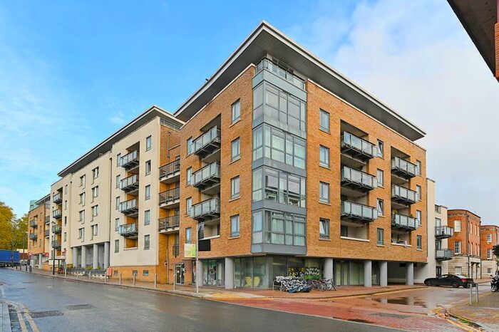 2 Bedroom Flat To Rent In Wapping Lane Wapping, E1W