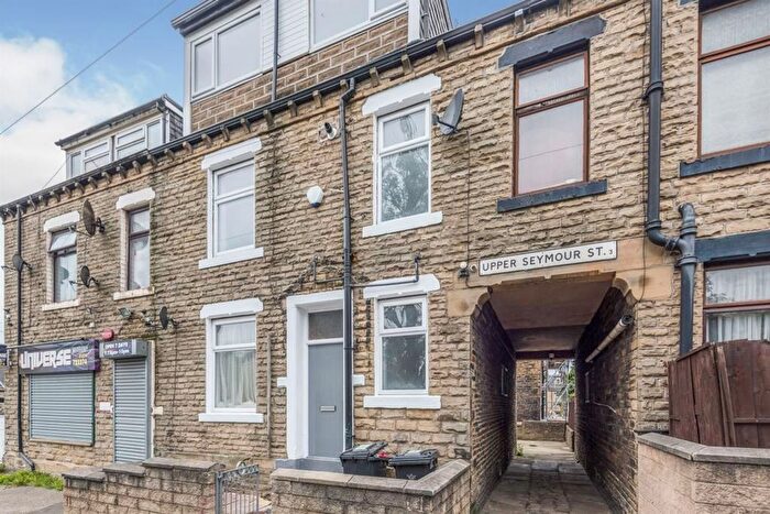 3 Bedroom Terraced House To Rent In Upper Seymour Street, Bradford, BD3