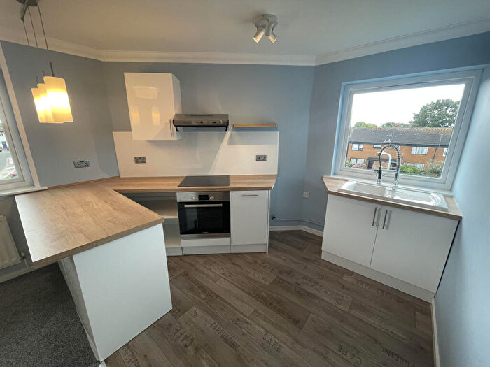 2 Bedroom Flat To Rent In Sharples Crescent, Crosby, L23
