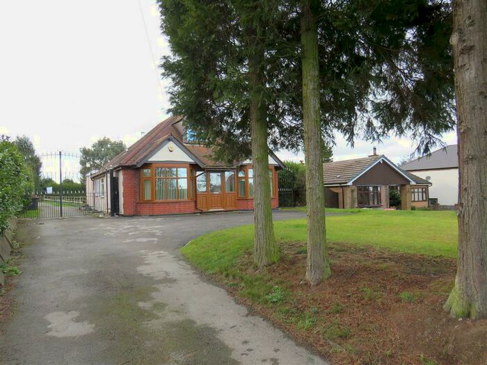 3 Bedroom Detached Bungalow To Rent In Coventry Road, Fillongley, Coventry, CV7