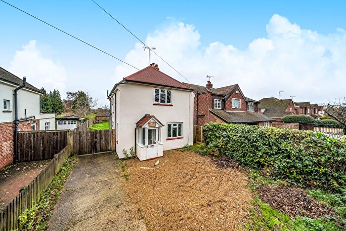 2 Bedroom Detached House For Sale In Scotts Grove Road, Chobham, Woking, GU24