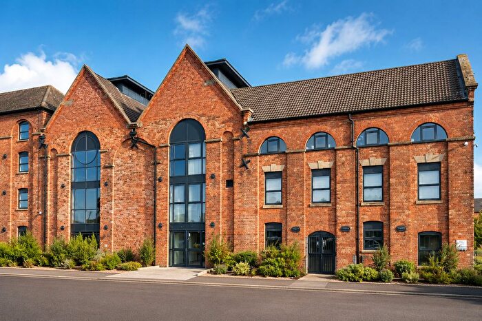 2 Bedroom Flat For Sale In Wetmore Road, Burton-On-Trent, DE14