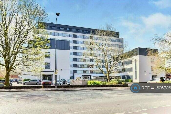 2 Bedroom Flat To Rent In Trident Apartments, Sale, M33