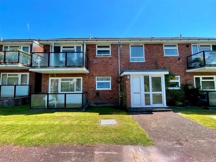 Houses for sale & to rent in BN20 8NH, Victoria Drive, Old Town Eastbourne