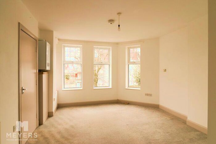 1 Bedroom Apartment To Rent In Cecil Road, Bournemouth, BH5