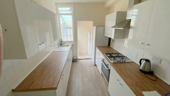 3 Bedroom Terraced House To Rent In Powerscourt Road, Portsmouth, PO2