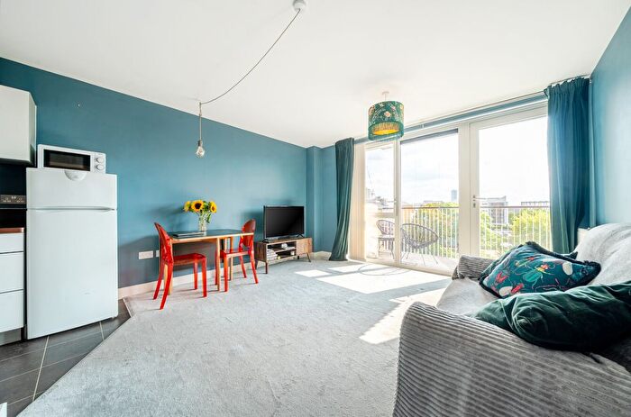 1 Bedroom Flat For Sale In Harston Walk, London, E3