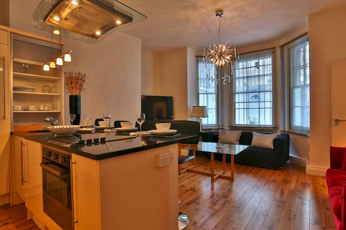 2 Bedroom Flat To Rent In Gloucester Road, London, SW7