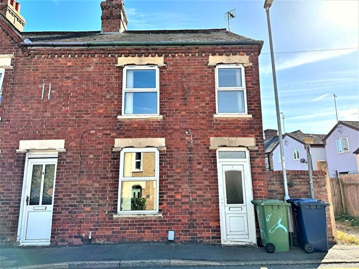 2 Bedroom End Of Terrace House To Rent In Church Road, Wisbech, PE13