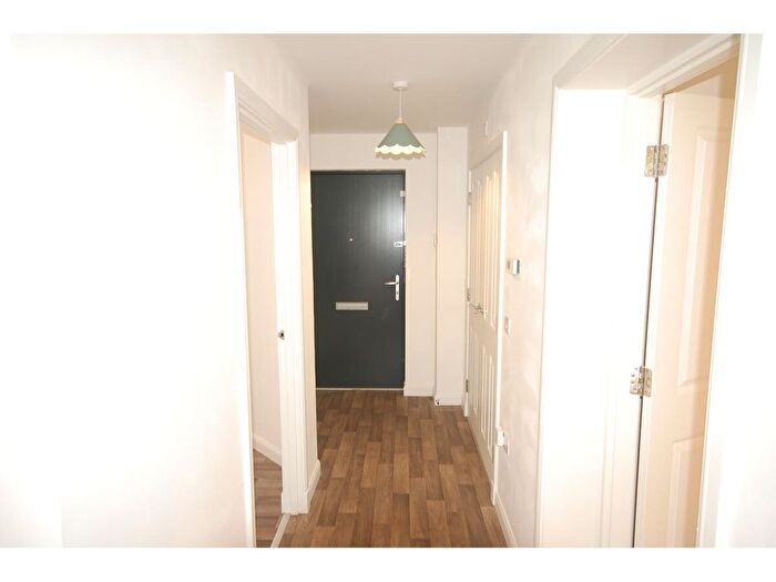 2 Bedroom Flat To Rent In Adamslaw Place, Edinburgh, EH15