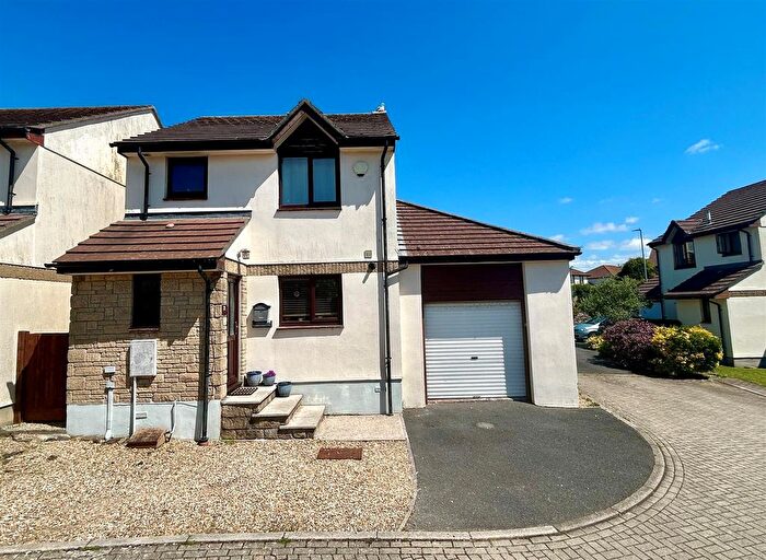 4 Bedroom Detached House For Sale In Parc Holland, Helston, TR13