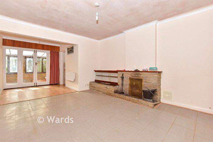 2 Bedroom Detached Bungalow For Sale In White Horse Lane, Otham, Maidstone, Kent, ME15