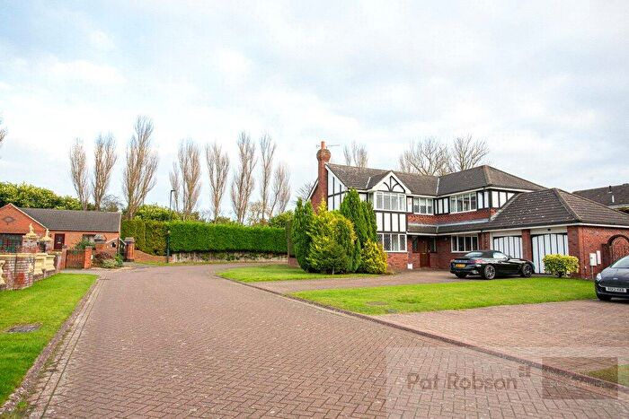 4 Bedroom Detached House For Sale In Brenkley Court, Seaton Burn, Newcastle Upon Tyne, Tyne And Wear, NE13