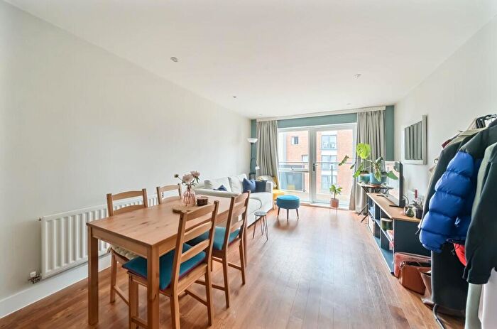 1 Bedroom Flat For Sale In John Thornycroft Road, Woolston, Southampton, Hampshire, SO19