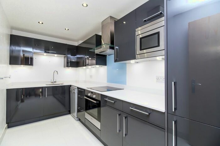 2 Bedroom Flat To Rent In Osney Lane, Oxford, OX1