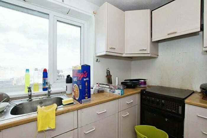 2 Bedroom Flat For Sale In Falmouth Walk, Cramlington, NE23