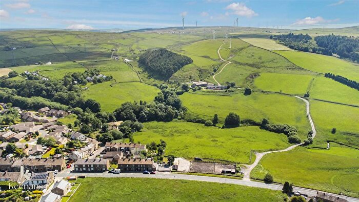 4 Bedroom End Of Terrace House For Sale In Burnley Road, Bacup, OL13