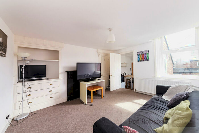 5 Bedroom Maisonette To Rent In Newlands Road, High West Jesmond, Newcastle Upon Tyne, NE2