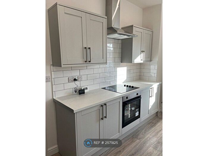 2 Bedroom Flat To Rent In London Road, Stoke-On-Trent, ST4