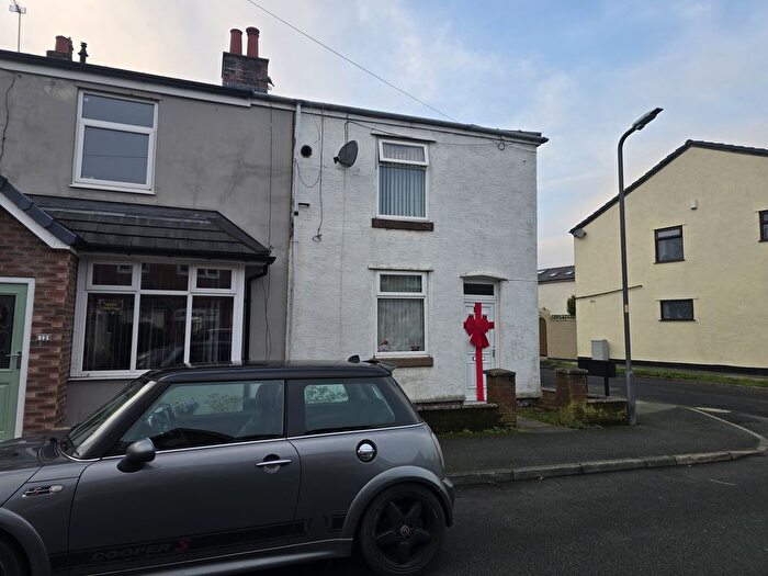 2 Bedroom Property For Sale In White Moss Road, Skelmersdale, Lancashire, WN8