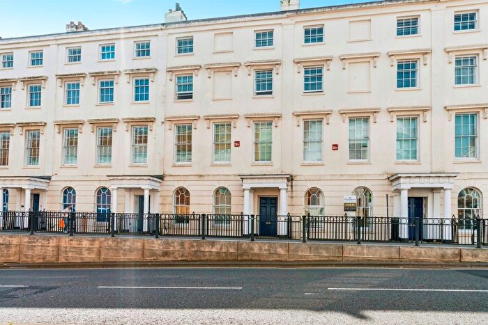 2 Bedroom Flat For Sale In Portland Terrace, Southampton, SO14