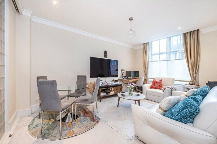 2 Bedroom Flat To Rent In Russell Square, Bloomsbury, London, WC1B