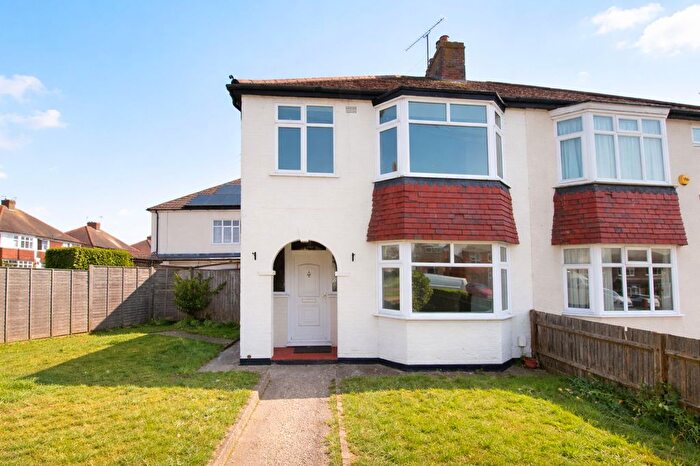 3 Bedroom Semi Detached House For Sale In Rydes Hill Road, Guildford, GU2