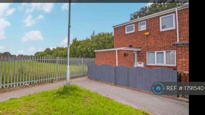 3 Bedroom Terraced House To Rent In Grasby Road, Hull, HU8