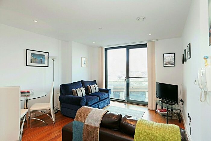 2 Bedroom Flat To Rent In St. Pauls Square, City Lofts St. Pauls, S1