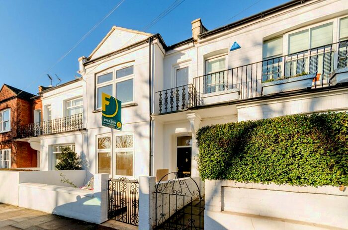 5 Bedroom Terraced House To Rent In Swaffield Road, Earlsfield, London SW18