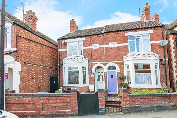 4 Bedroom Semi-Detached House For Sale In High Street, Burton Latimer, Kettering, NN15