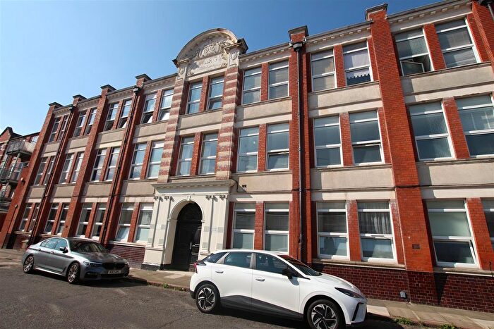2 Bedroom Flat For Sale In Sears House, Adnitt Road, Northampton, NN1