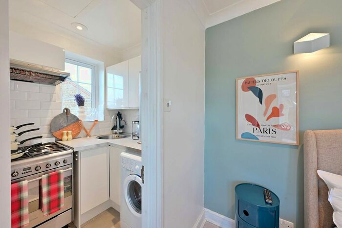 Studio To Rent In Felsham Road, West Putney, London, SW15