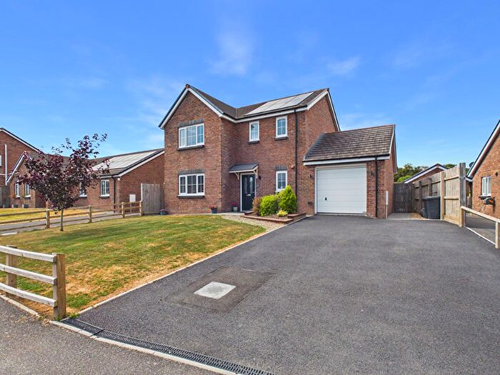 3 Bedroom Detached House For Sale In Maes Y Llewod, Bancyfelin, Carmarthen, SA33