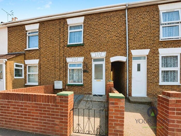 2 Bedroom Terraced House To Rent In Goodnestone Road, Sittingbourne, Kent, ME10