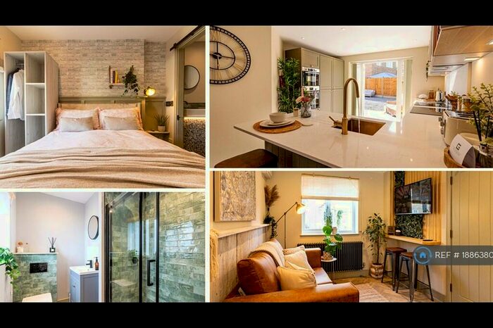 7 Bedroom Detached House To Rent In Tizzick Close, Norwich, NR5