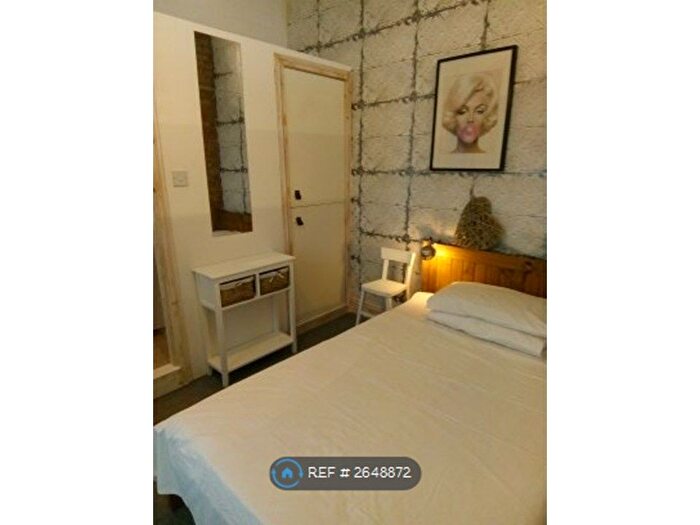 1 Bedroom Flat To Rent In Battersea Bridge Rd, London, SW11