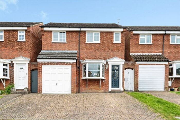 4 Bedroom Detached House For Sale In Ashgrove, Steeple Claydon, Buckingham, MK18